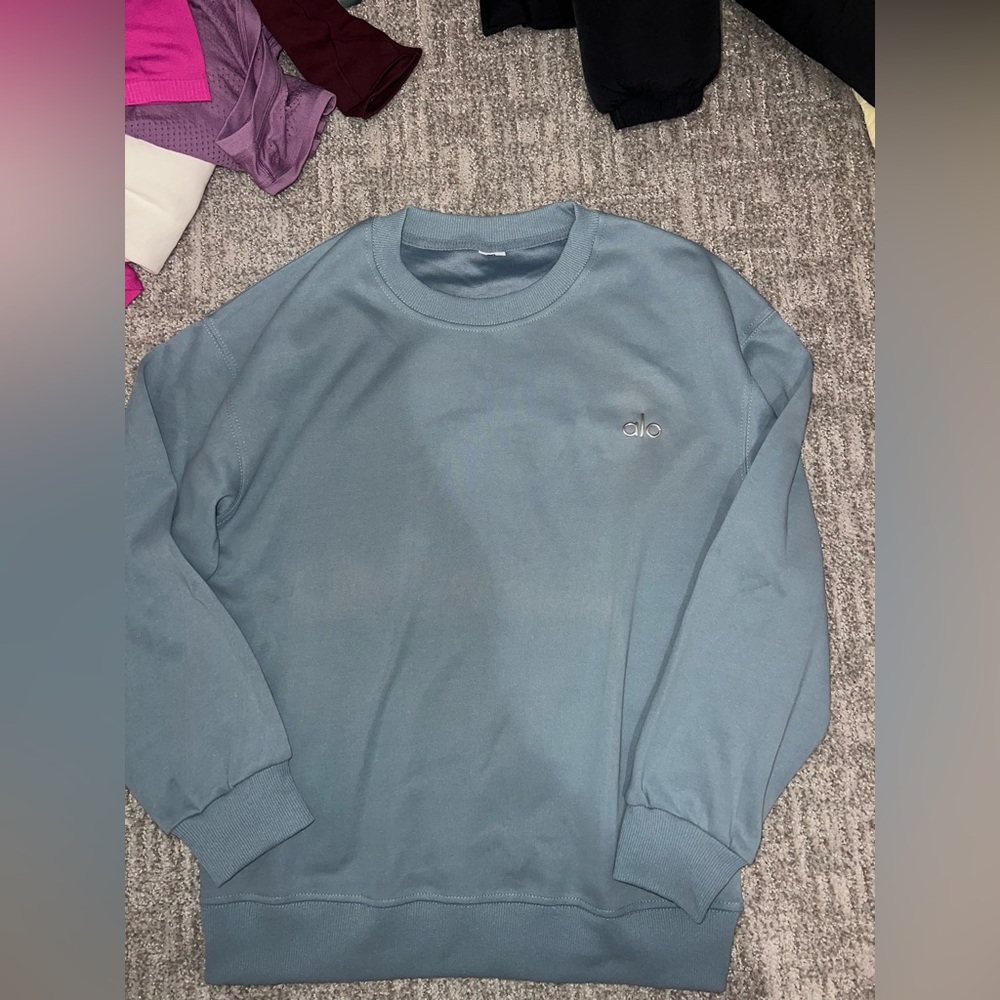Alo Yoga Crewneck